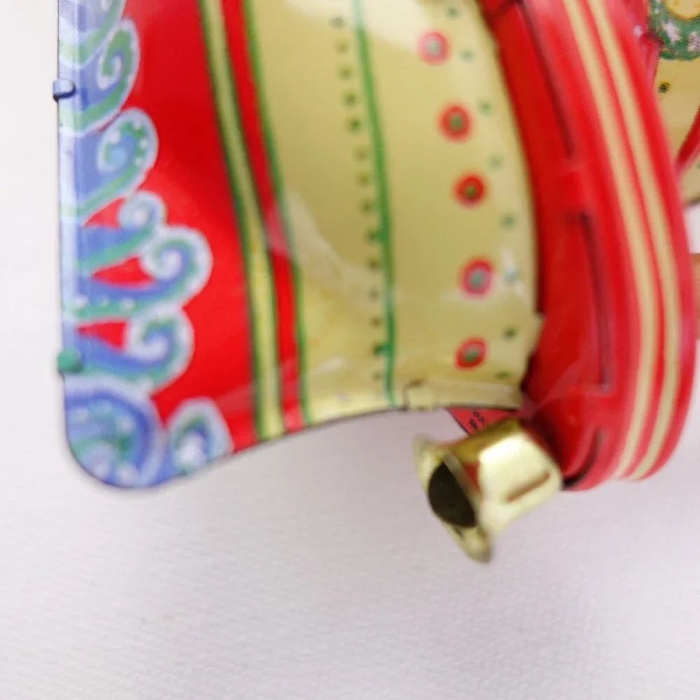 Vintage 1998‎ Hallmark Cruising Into Christmas Santa Tin Steamboat Ornament